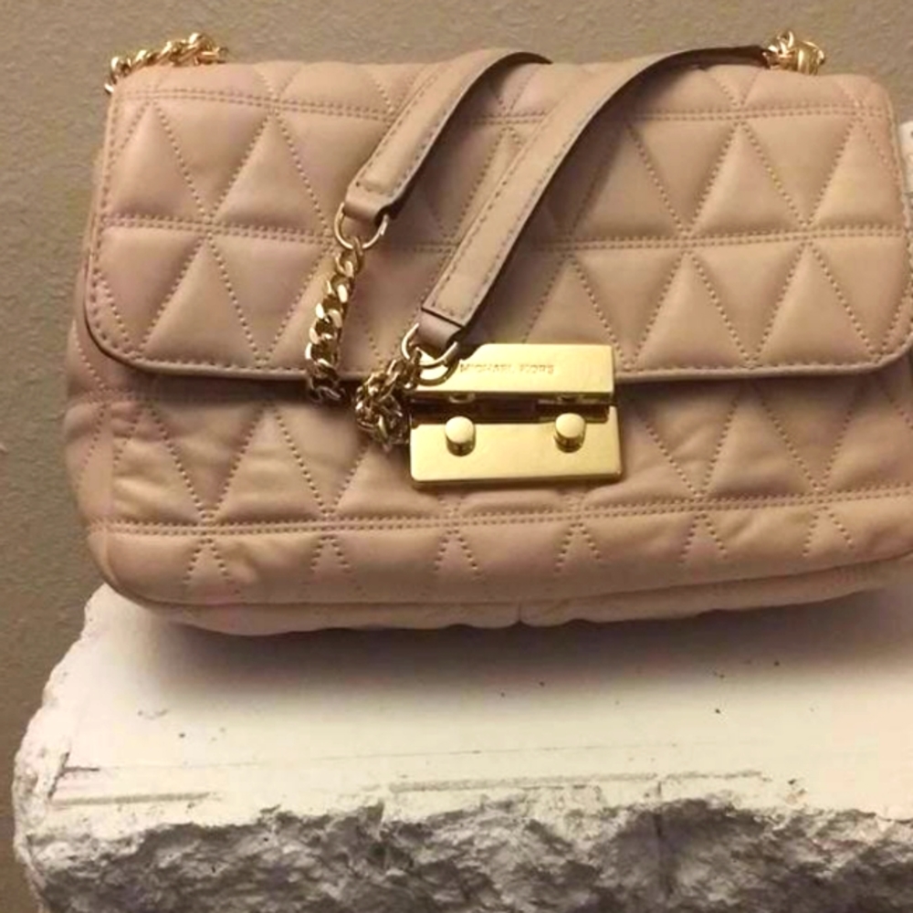 Michael kors quilted crossbody